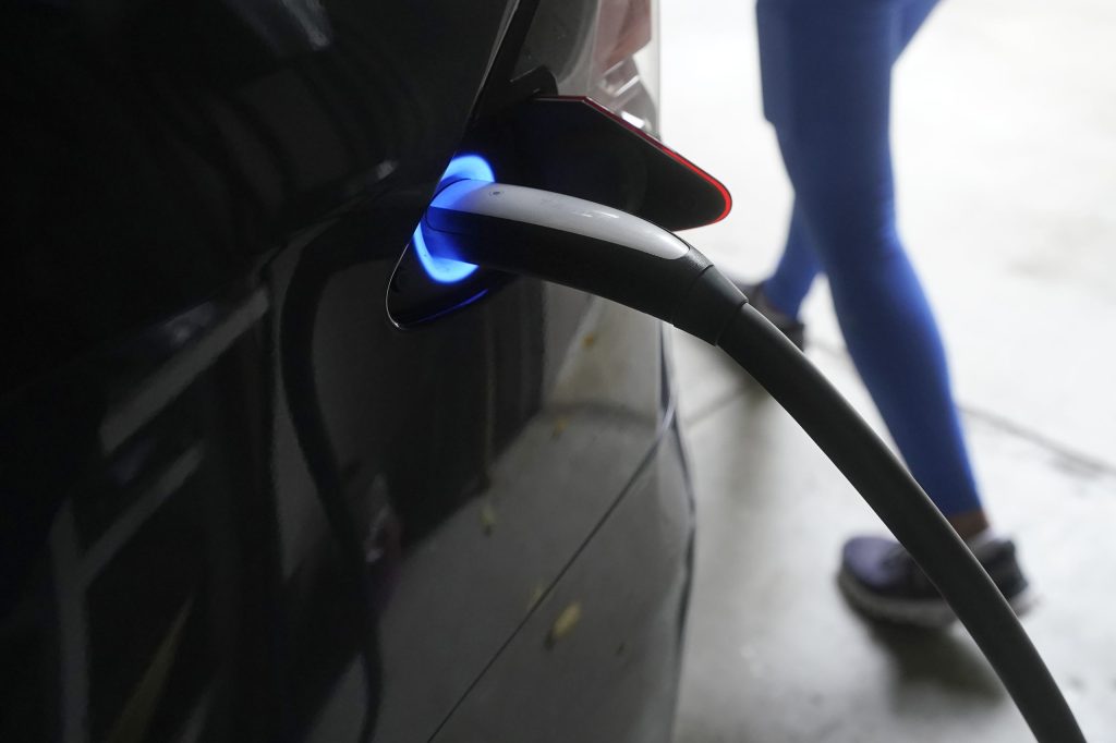 25 Attorneys General Sue Over EPA Emissions Rule, EV Mandate
