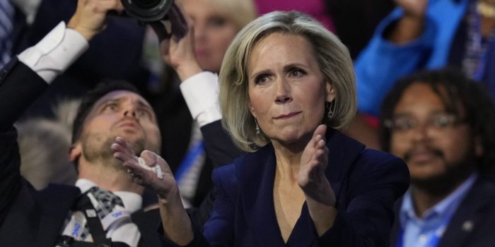 Gwen Walz’s Bizarre Hand Gesture Against Trump Draws Backlash